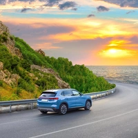 Россияне летом 2026 года массово отправились в автотуры по Байкалу, Алтаю и Русскому Северу: эксперт назвал самые востребованные маршруты для автотуристов