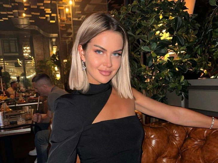 Марина Африкантова | www.starhit.ru