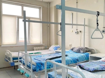 Палаты и кабинеты оснащены необходимым оборудованием