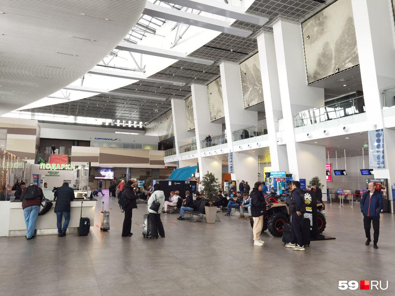 Из Перми больше чем на сутки задерживается вылет самолета