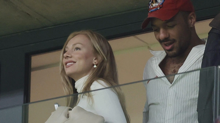 Килиан Мбаппе и Эстер Экспосито: что известно о романе футболиста и актрисы | marieclaire.kz