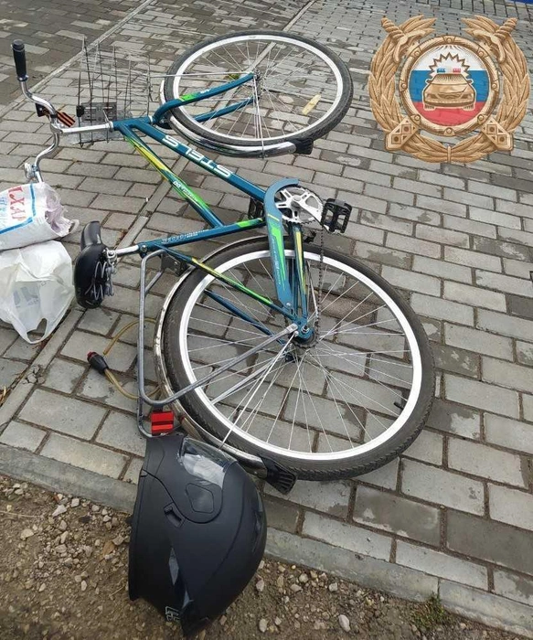 Судя по фото, мопедисту шлем не помог. | Источник: ГИБДД по Саратовской области