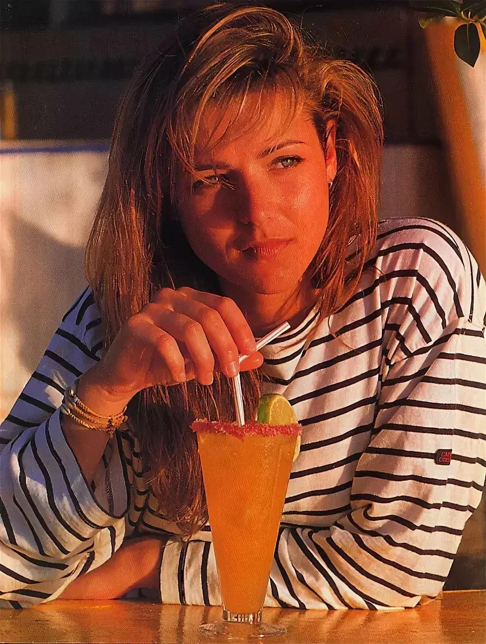 1000x1326_0xac120004_1105449764167594067