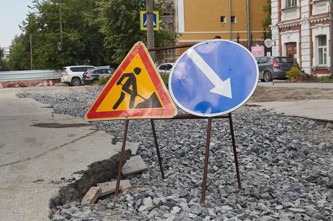 На месте работ установят предупреждающие знаки | Источник: Александр Ощепков / NGS.RU