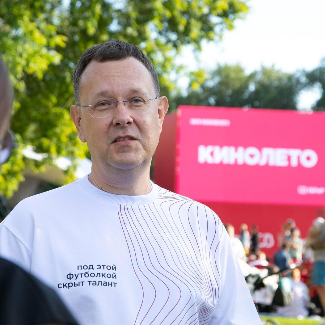 <p>Алексей Долгов</p>