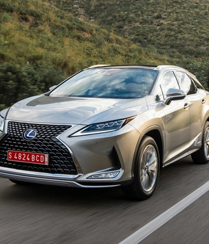 Lexus RX6: дело привычки