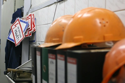 Строитель в Уфе пострадал от борта грузовика