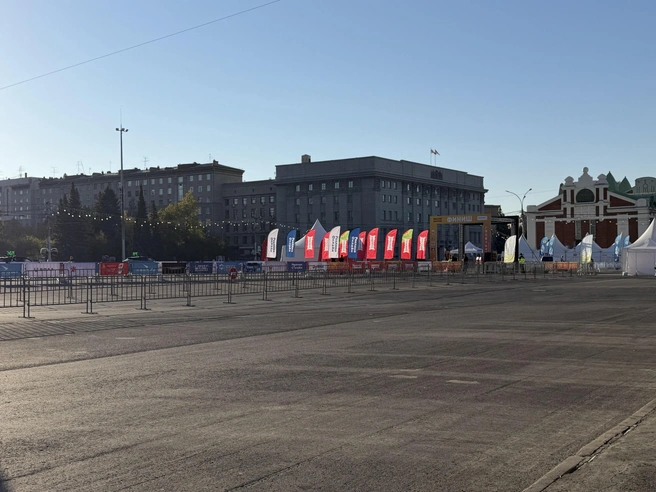 Ограничения ввели на время подготовки и проведения полумарафона | Источник: Анастасия Хрипушина/NGS.RU