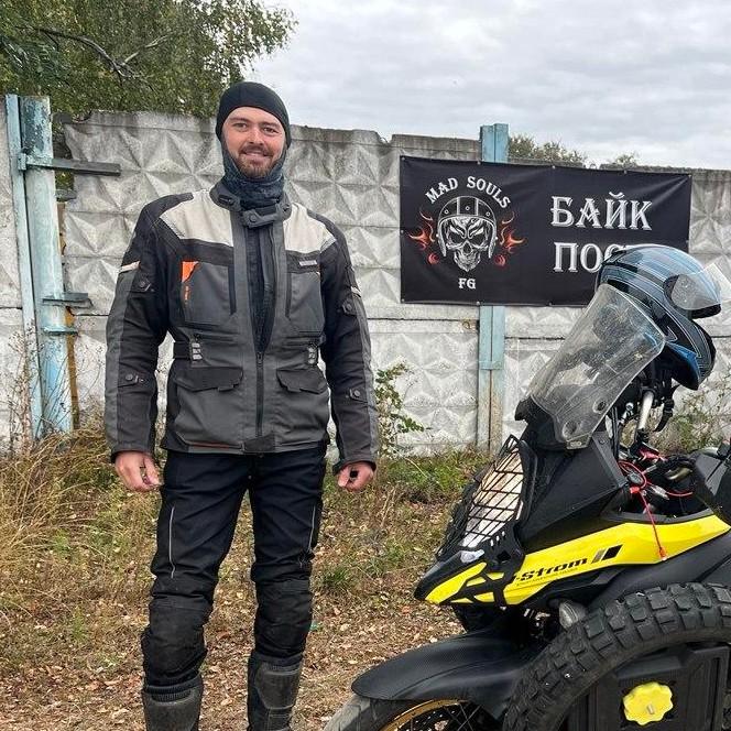 <p>Егор Асташов</p>