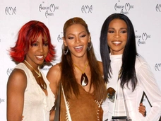 «Эти ведьмы вообще не стареют!»: группа Destiny’s Child в горячих ковбойских образах воссоединилась на концерте Бейонсе