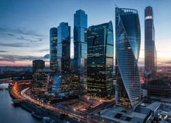 Жизнь в облаках: 10 самых высоких зданий в Москве, в которых можно жить