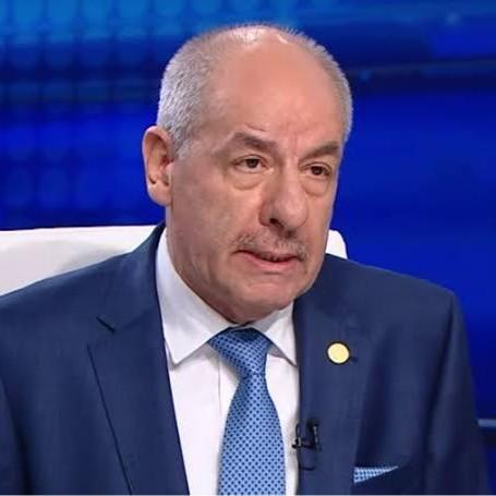 <p>Тамаш Шуйок </p>