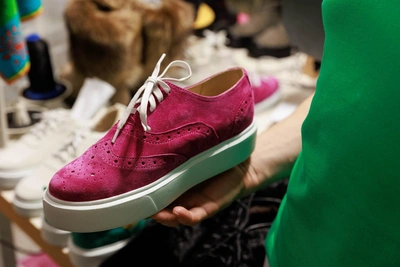 Siberian Trail store in Tyumen closes; mayor wore sneakers