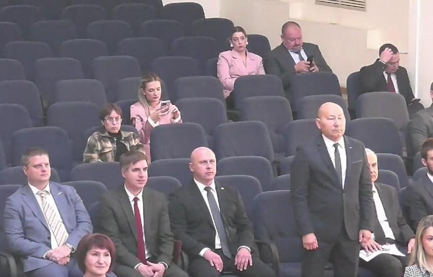 Первый замминистра донского Минимущества ушел в контрольно-счетную палату Ростова