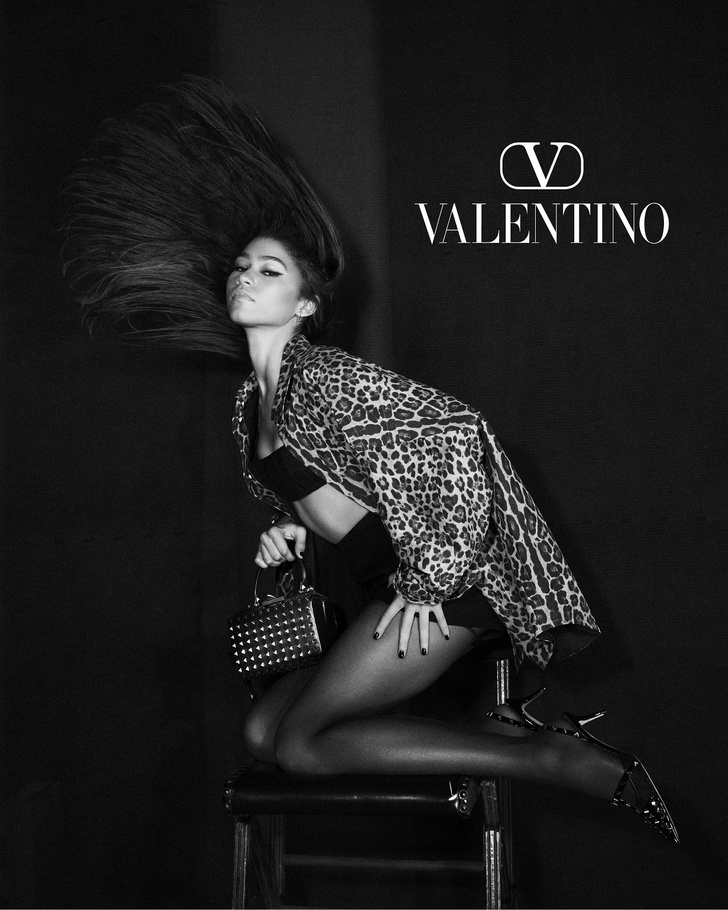 Страстная и безупречная: Зендая в рекламной кампании Valentino