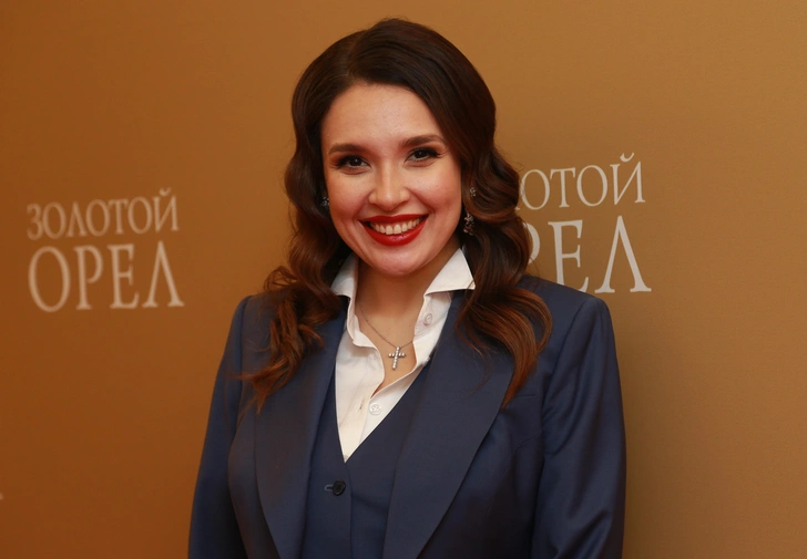 Ольга Дибцева | www.starhit.ru