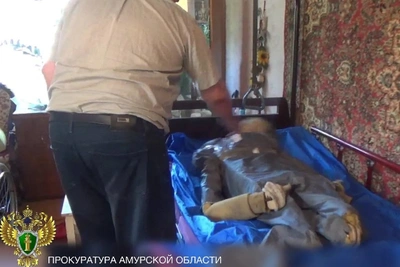 Житель Свободного осужден за убийство своей парализованной матери