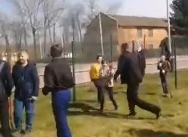 На физрука, побившего ученицу в чучковской школе, завели уголовное дело | ya62.ru