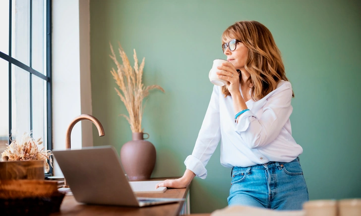 Назван симптом рака груди, который легко принять за затянувшуюся простуду | Источник: istock/Szepy