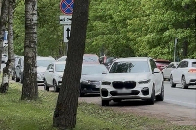 Парковку у онкоцентров в Песочном ограничили