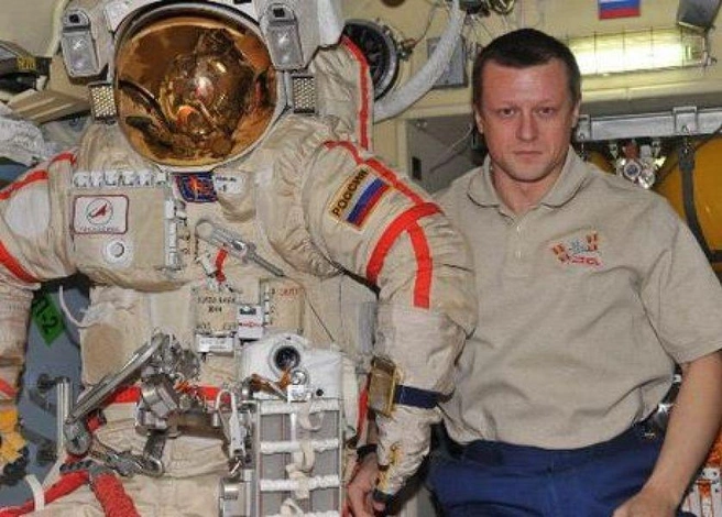 А затем ушел из космонавтики и военной службы в «Газпром» | Источник: karusel-tv.ru