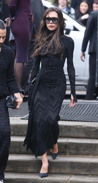 10 главных стайлтриков Виктории Бекхэм: от консервативной миди до смелой игры с цветом