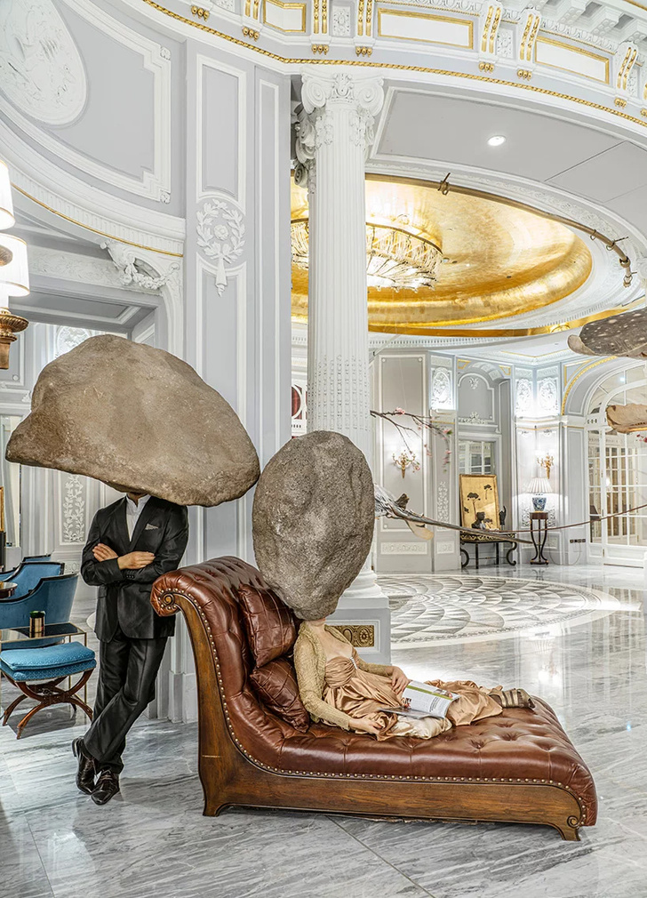 Выставка Сунь Юаня и Пэн Юя в отеле St. Regis в Риме (фото 2)