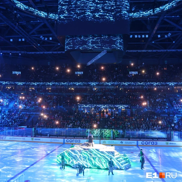 Предматчевое шоу было очень ярким | Источник: Владислав Лоншаков / E1.RU