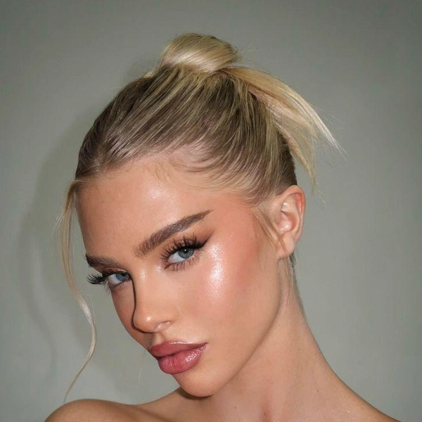 макияж на новый год 2026, новогодний макияж 2026, новогодний макияж, макияж на новый год, легкий макияж на новый год, какой макияж на новый год, новогодняя косметика | Источник: Pinterest