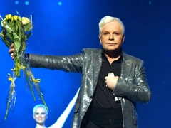 Друг Моисеева ответил, что стало с квартирой артиста