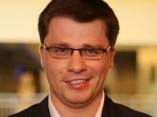 Гарик Харламов стал жертвой мошенников