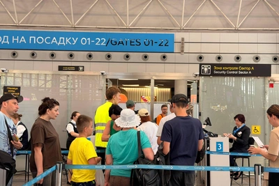 Аэропорт Сочи после простоя: задержки и переносы рейсов