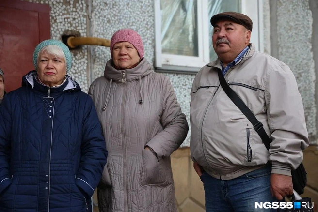 По словам жильцов, перебои с газом длятся уже полгода | Источник: Евгений Софийчук / NGS55.RU