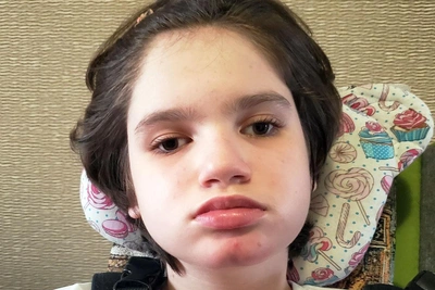 11-летней петербурженке нужна специальная коляска