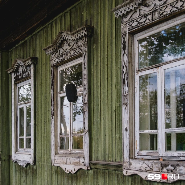 Сохранились и старинные наличники | Источник: Тимофей Калмаков / 59.RU
