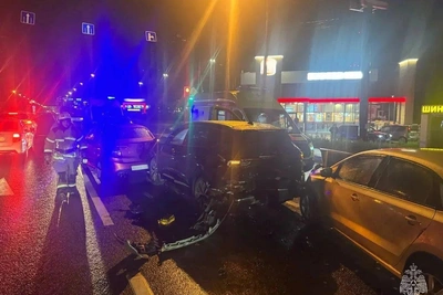 Массовое ДТП во Всеволожске: госпитализирована женщина
