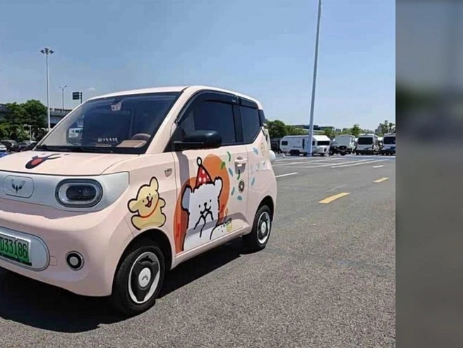Wuling Mini EV популярен в Китае из-за цены от 45 тысяч юаней (около 500 тыс руб). | Источник: Auto.ru
