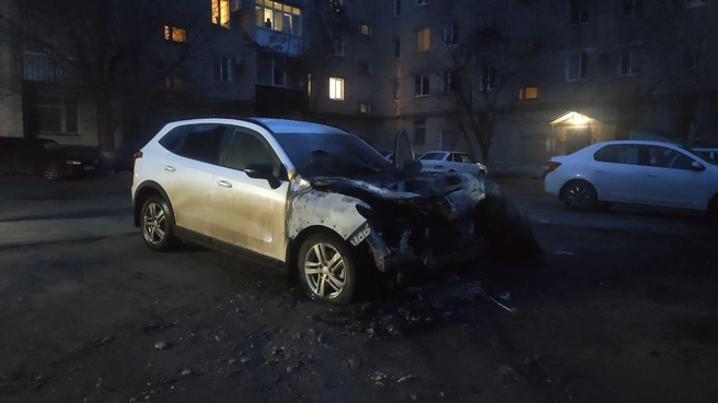 А вот так Haval выглядел сразу после того, как машину потушили | Источник: Владелица сгоревшего кроссовера
