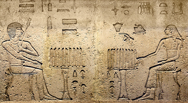 «Собаки и шакалы»: история и правила самой красивой игры Древнего Египта