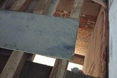 Монтажник провалился с пятого этажа на стройке в Новосибирской области