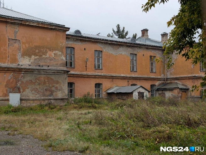 Исторический корпус немного подзапустили | Источник: Мария Ленц / NGS24.RU
