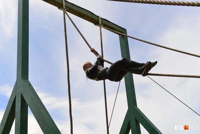 Полоса препятствий | Источник: Артём Устюжанин / E1.RU