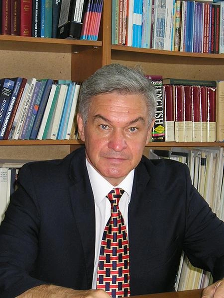 Олег Колобов скончался 18 марта | Источник: ИМОМИ