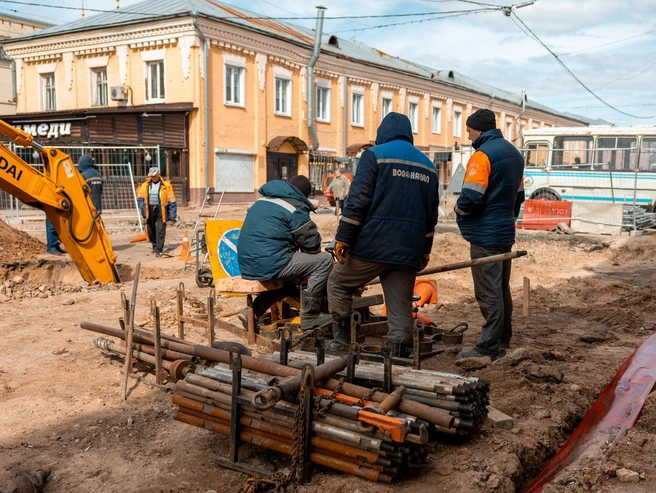 Сотрудники «Ярославльводоканала» за работой | Источник: Александр Куренной / 76.RU