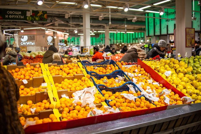 Предпраздничный период и повышенное настроение потребителей часто приводят к тому, что поставщики увеличивают стоимость отдельных товаров | 142.ru