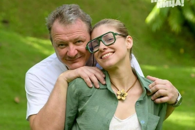 «Придурочный!» Марат Башаров довел до слез свою возлюбленную — видео