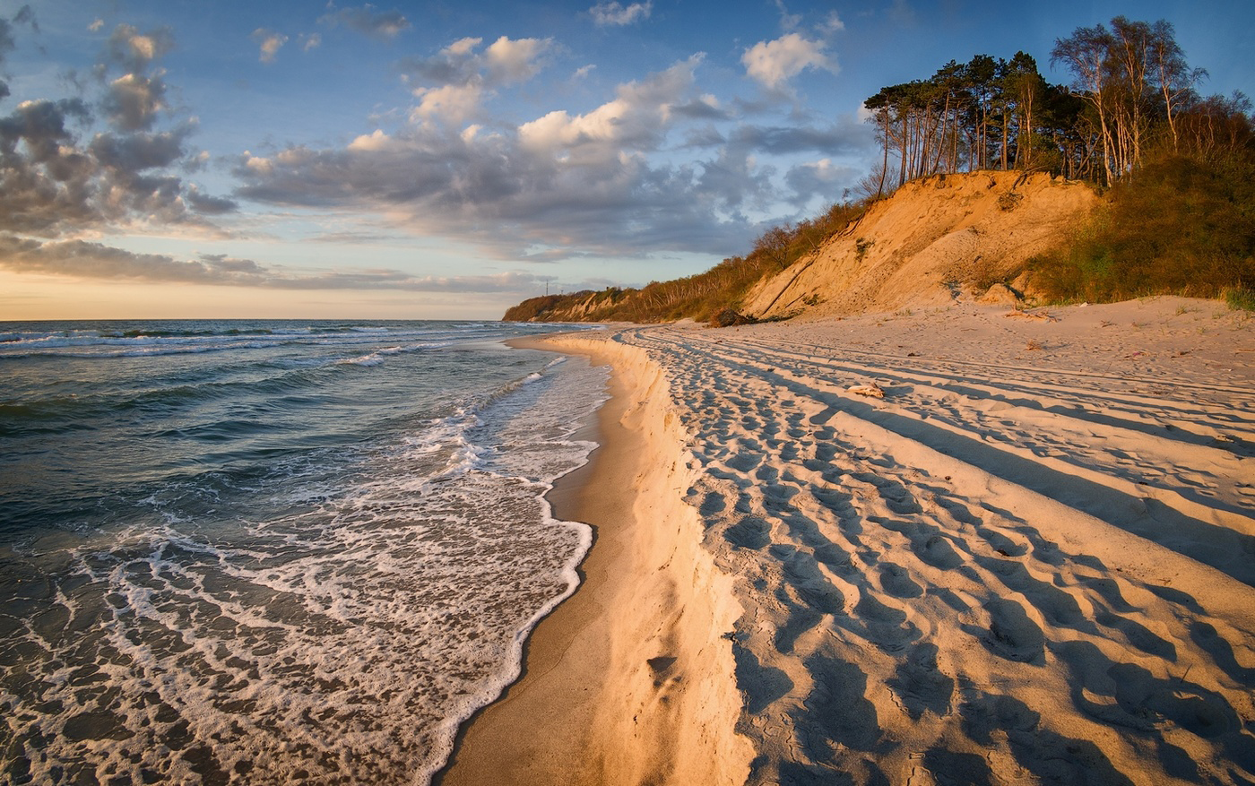Красивые песчаные пляжи. Балтийское море Куршская коса. Балтийский берег Куршская коса. Зеленоградск Куршская коса. Балтийское море Калининград.