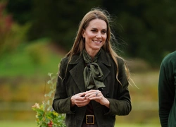 Сердце принцессы: Кейт Миддлтон посетила школу, в которую приезжала во время болезни