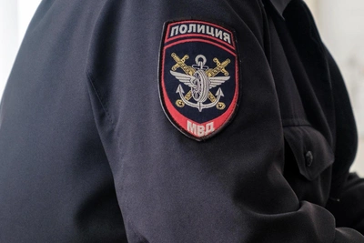 Подростка с родителями доставили в полицию после нападения в школе
