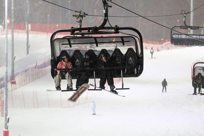 Рязанка сломала руку при прыжке с подъемника